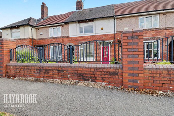 2 Bedroom Terraced House For Sale In Lichford Road, Sheffield, S2