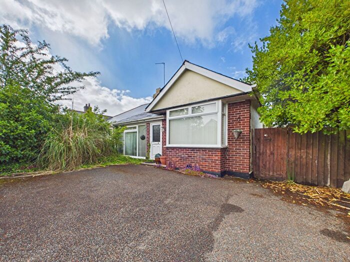 2 Bedroom Semi Detached Bungalow For Sale In Marldon Road, Torquay, TQ2