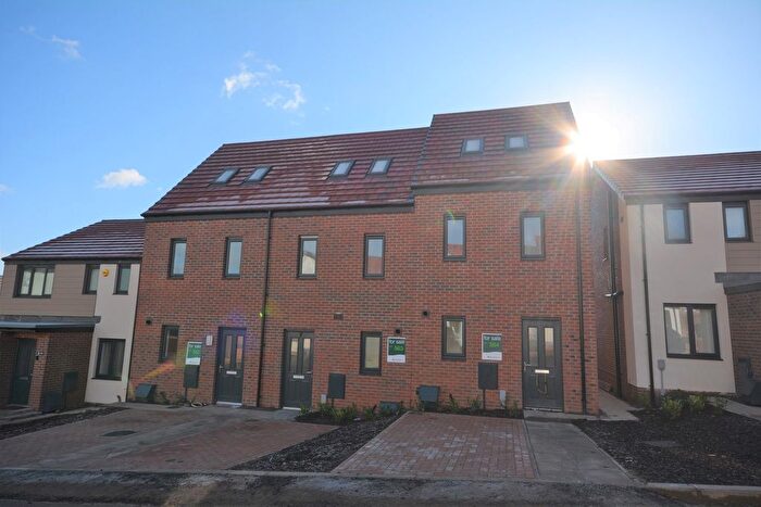 3 Bedroom End Of Terrace House To Rent In Rogers Avenue, Old St Mellons, Cardiff., CF3