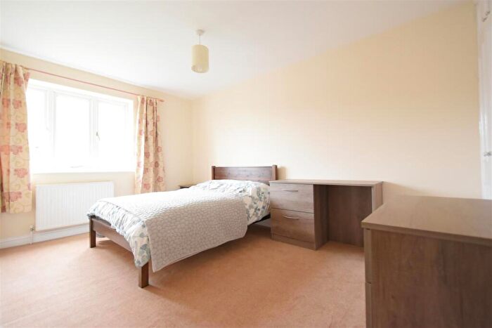 4 Bedroom Terraced House To Rent In Warwards Lane, Selly Oak, B29