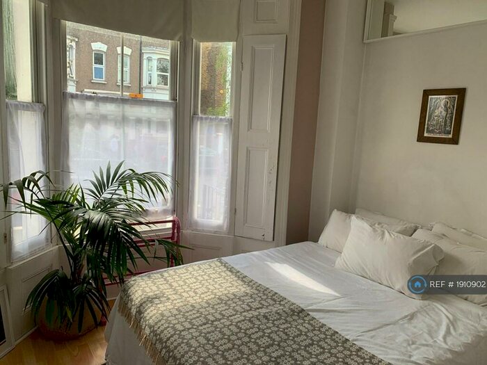 1 Bedroom Terraced House To Rent In Powerscroft Road, London, E5