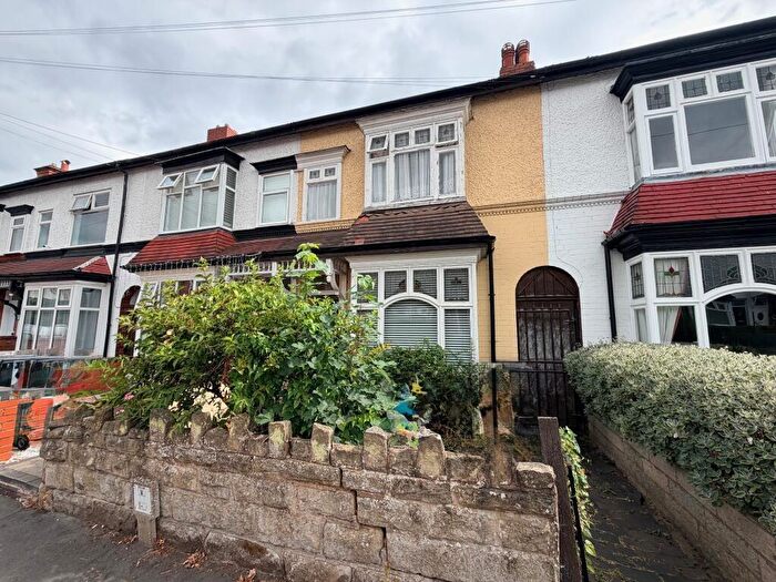 3 Bedroom Terraced House For Sale In Galton Road, Smethwick, B67