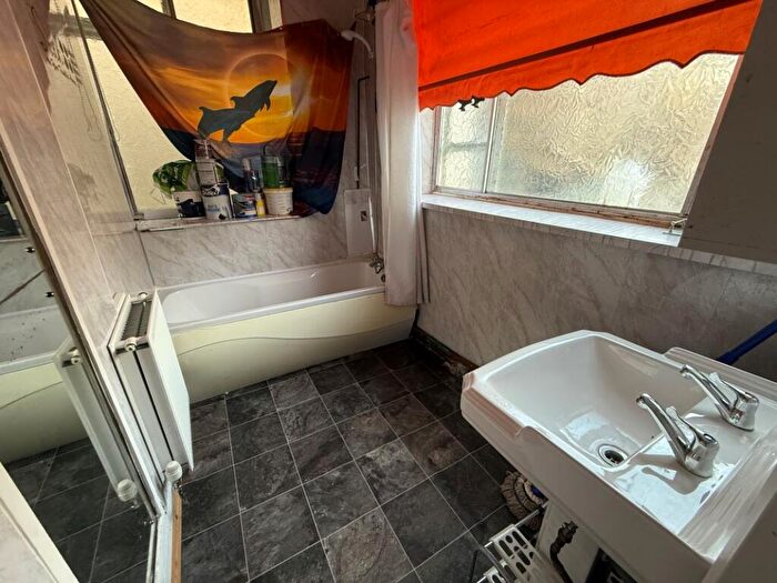 2 Bedroom Bungalow For Sale In A Albert Street, Pentre, Mid Glamorgan, CF41