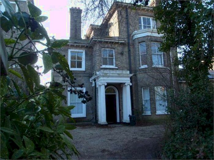 1 Bedroom Apartment To Rent In Lexden Road, Colchester, Essex., CO3