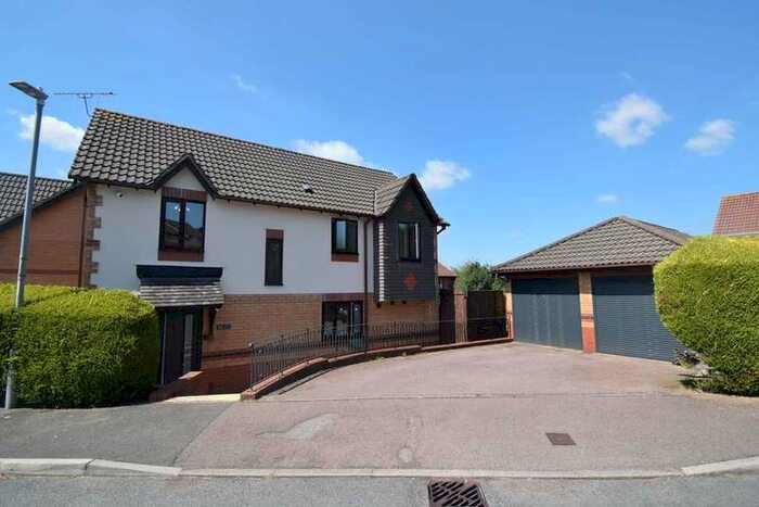 4 Bedroom Semi-Detached House To Rent In Lewis Way, Chepstow, NP16