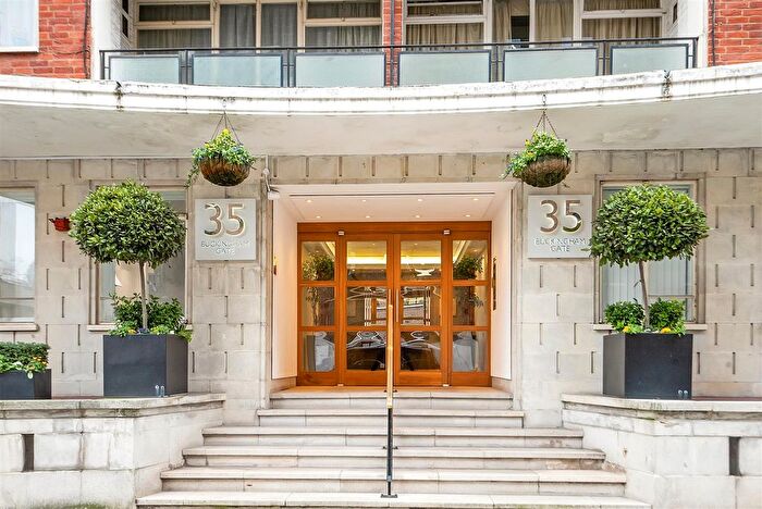 Studio To Rent In Buckingham Gate, London, SW1E