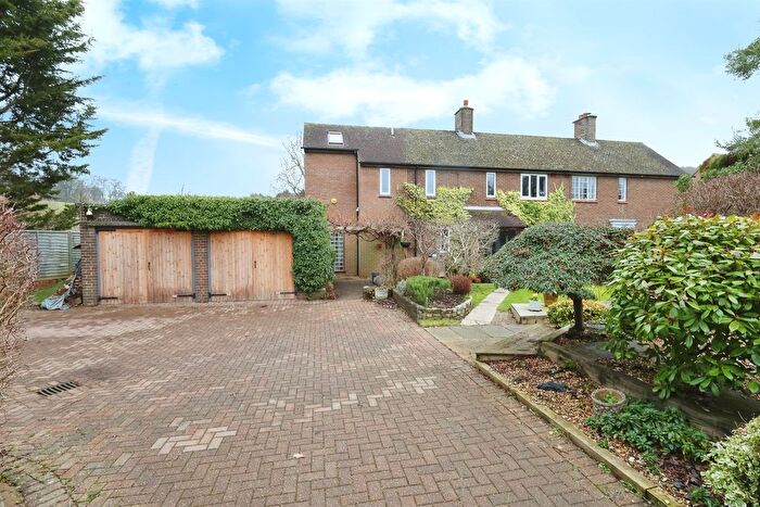 4 Bedroom Semi-Detached House For Sale In The Vale, Hawridge, Chesham, HP5