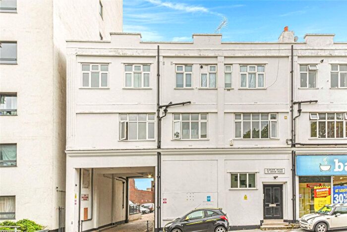 Studio To Rent In Grove Road, Sutton, Surrey, SM1