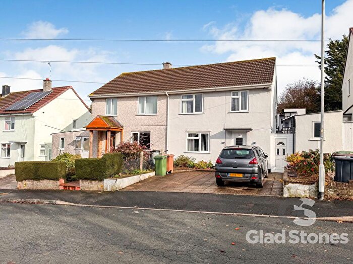 3 Bedroom Semi-Detached House For Sale In Stentaway Drive, Plymstock, Plymouth, PL9