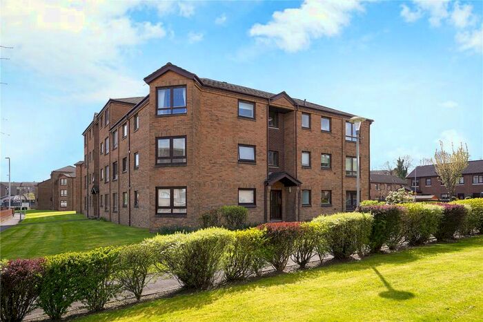 2 Bedroom Flat To Rent In Castle Gait, Paisley, Renfrewshire, PA1