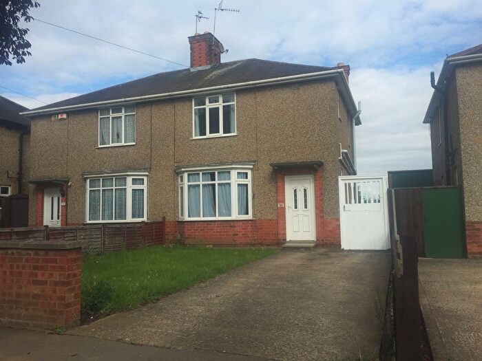 3 Bedroom Semi-Detached House To Rent In Eastfield Road, Wellingborough, Northamptonshire, NN8