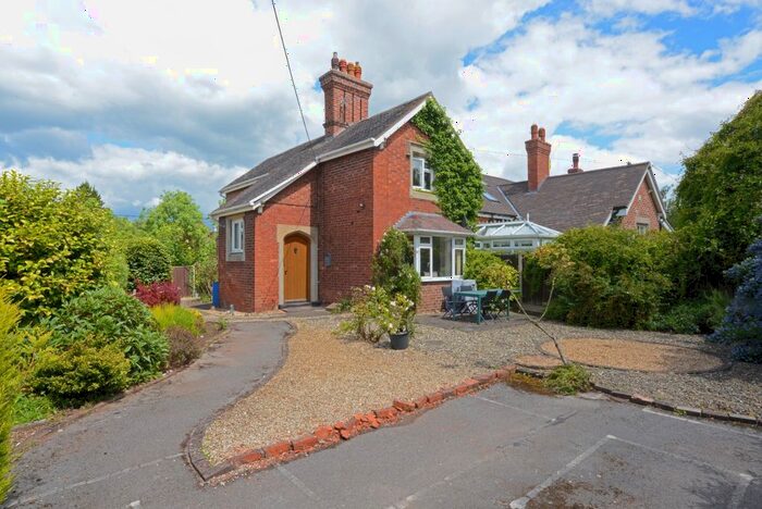 2 Bedroom Semi-Detached House For Sale In School House, Rodington, SY4