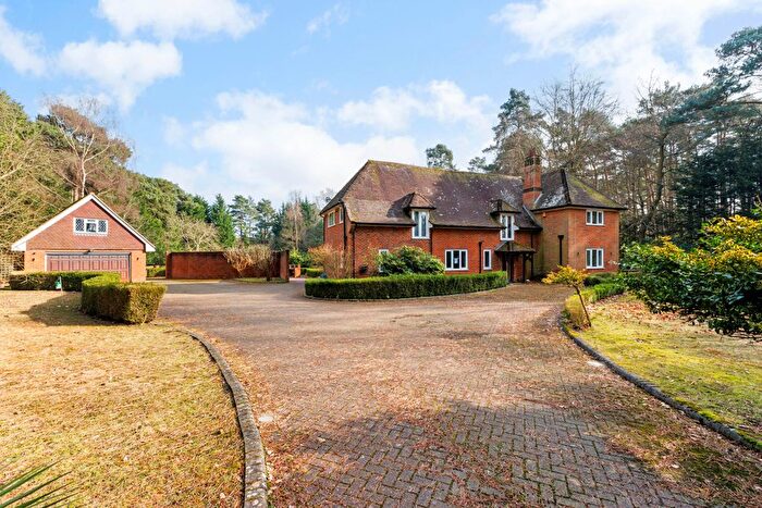 5 Bedroom Detached House For Sale In Swinley Road, Ascot, SL5
