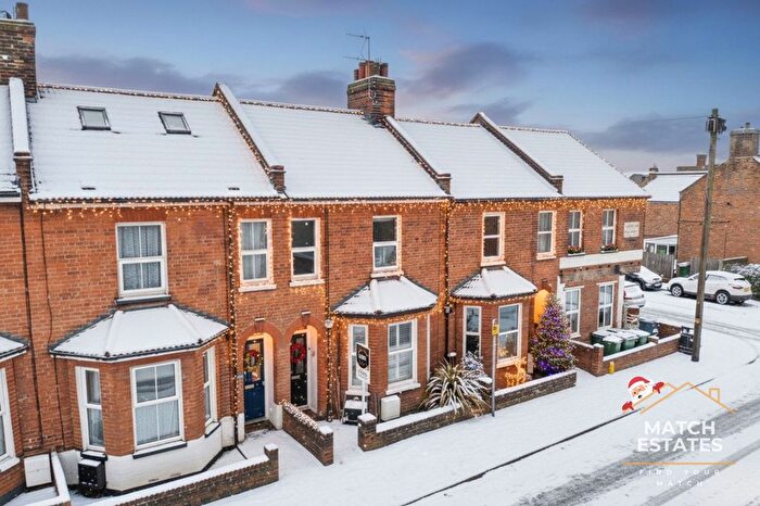 3 Bedroom Terraced House For Sale In Dymchurch Road, Hythe, Kent, CT21