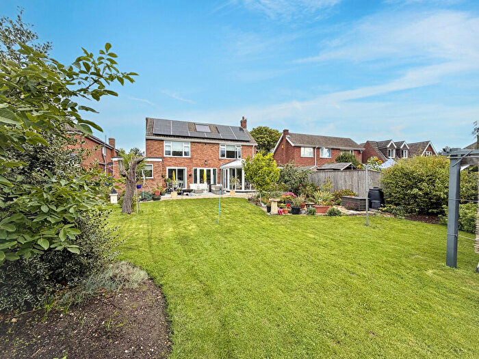 3 Bedroom Detached House For Sale In Micklegarth, Mill Lane, Grainthorpe, LN11