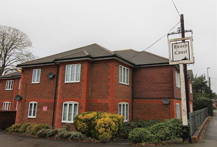 1 Bedroom Flat To Rent In Henry Court, Frimley Road, Aldershot, GU12