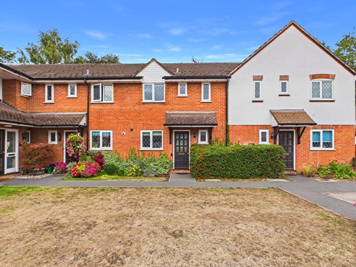 2 Bedroom Detached House For Sale In Narcot Lane, Chalfont St. Peter, Gerrards Cross, Buckinghamshire, SL9