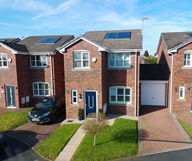 3 Bedroom Detached House For Sale In Coptic Road, Chadderton, OL9