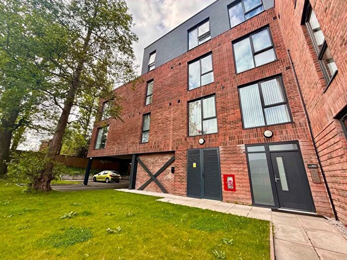 1 Bedroom Flat To Rent In Scholes Lane, St. Helens, WA10