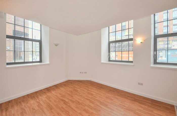 2 Bedroom Flat To Rent In Queens Road, Nottingham, NG2