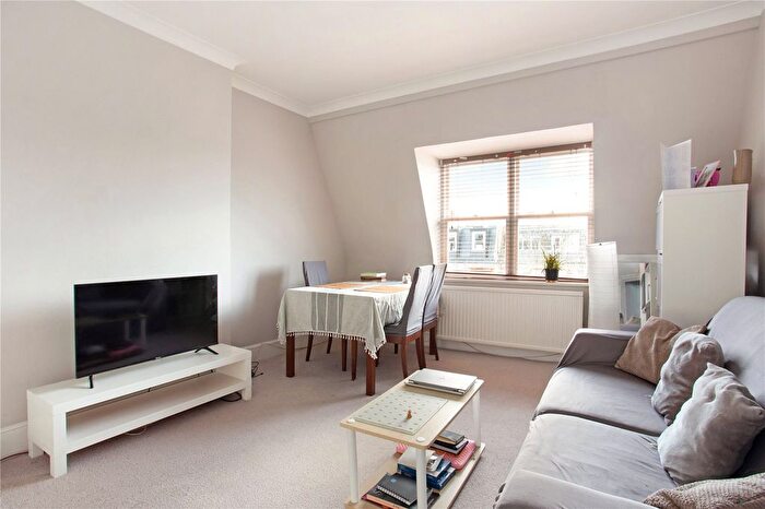 1 Bedroom Flat To Rent In Sinclair Road, London, W14
