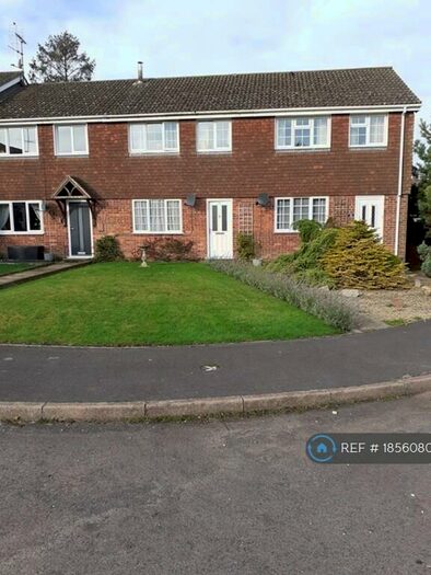 3 Bedroom Terraced House To Rent In Southfield, Marlborough, SN8