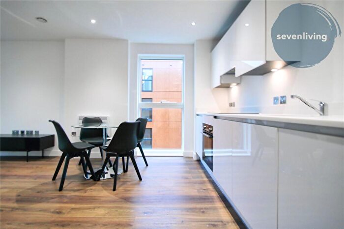 2 Bedroom Apartment To Rent In The Grand Exchange, Market Street, Bracknell, Berkshire, RG12