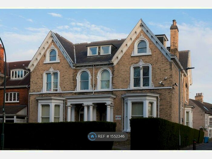 3 Bedroom Flat To Rent In Kingston Villa, Hull, HU5