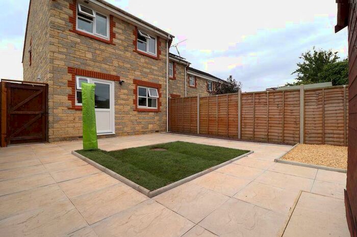 1 Bedroom Flat To Rent In Grenville Close, Gloucester, GL3