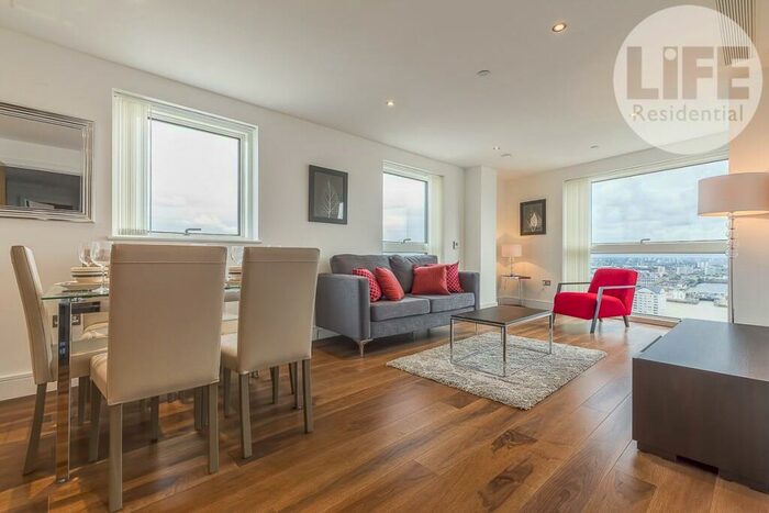 3 Bedroom Apartment To Rent In Lincoln Plaza, London, E14