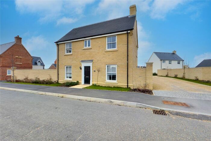 3 Bedroom Detached House For Sale In Geldart Way, Alconbury Weald, Huntingdon, Cambridgeshire, PE28