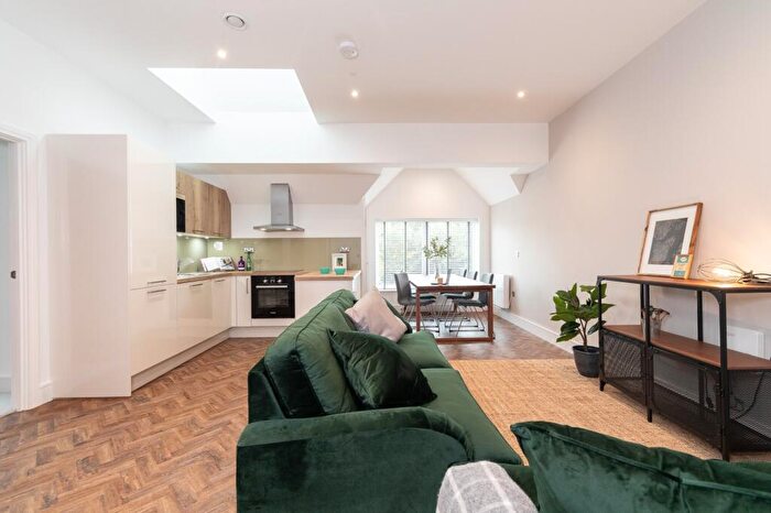 2 Bedroom Apartment To Rent In Cloth Halls, Spinning Acres Lane, Headingley, Leeds, LS6