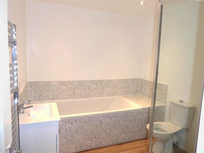 2 Bedroom Detached Bungalow To Rent In Station Road, Stalbridge, Sturminster Newton, DT10