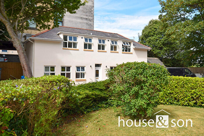 3 Bedroom Detached House To Rent In The Cottage, Pine Grange, Bath Road, East Cliff, Bournemouth, BH1