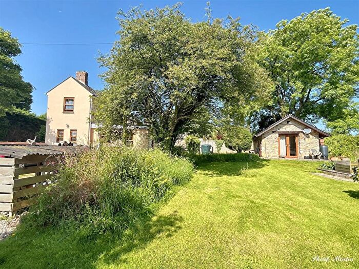 4 Bedroom Cottage For Sale In Lower Sticker, St. Austell, PL26
