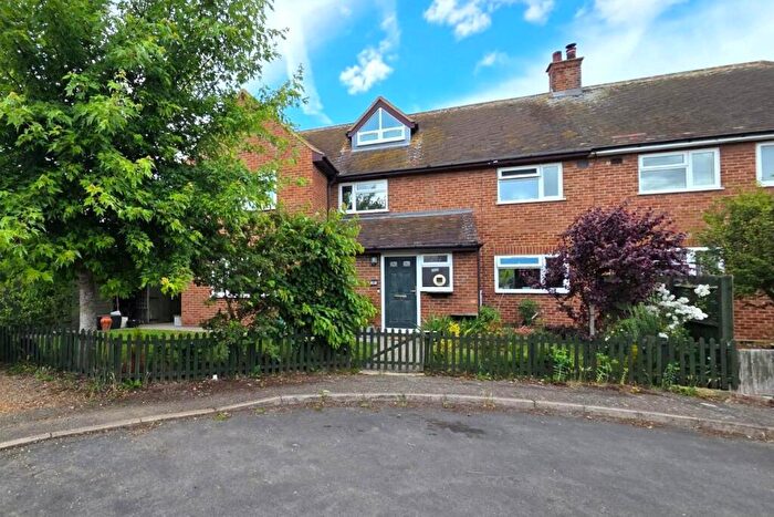 5 Bedroom Semi-Detached House For Sale In Alexander Road, Wrestlingworth, SG19