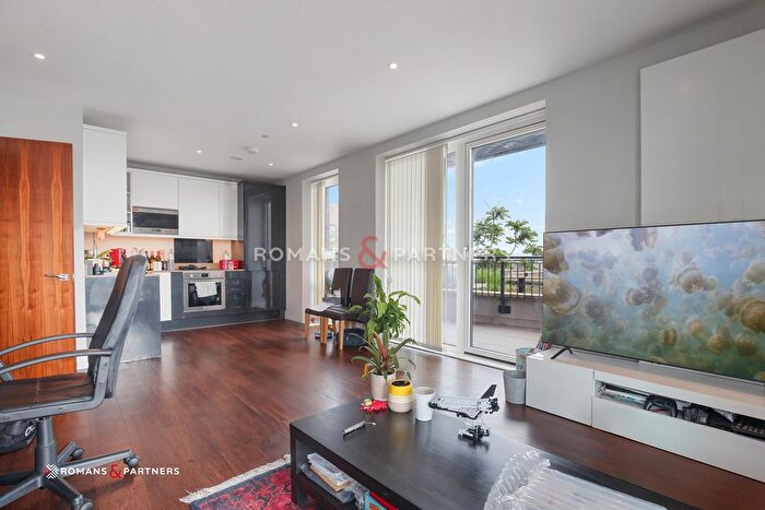 1 Bedroom Flat To Rent In Samuelson House, Southall, UB2