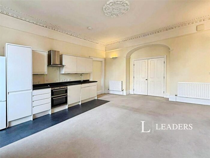 1 Bedroom Flat To Rent In Cambray Place, Gloucestershire, Cheltenham, GL50