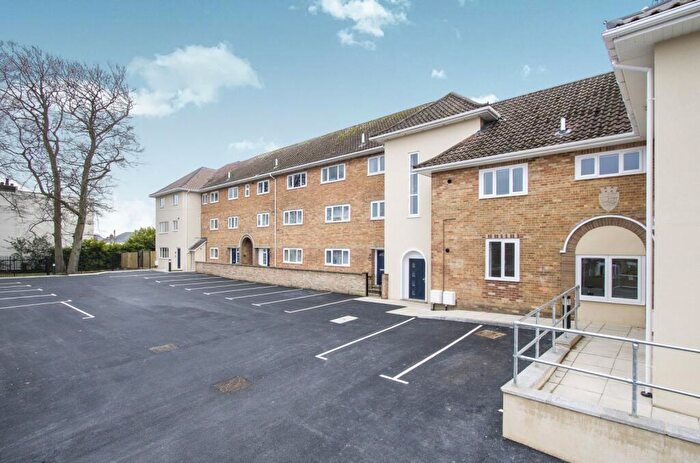 2 Bedroom Flat To Rent In Ashley Road, Poole, BH14