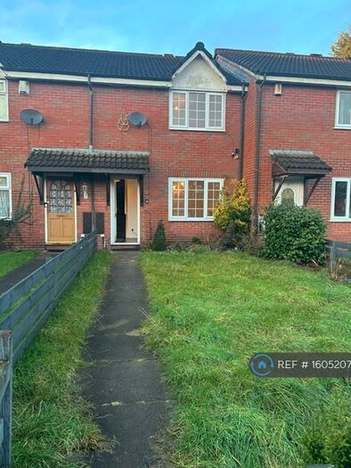 3 Bedroom Terraced House To Rent In Dean Court, Bolton, BL1