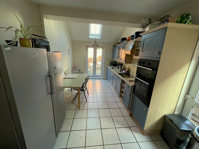 6 Bedroom Terraced House To Rent In Lorne Road, Leicester, LE2