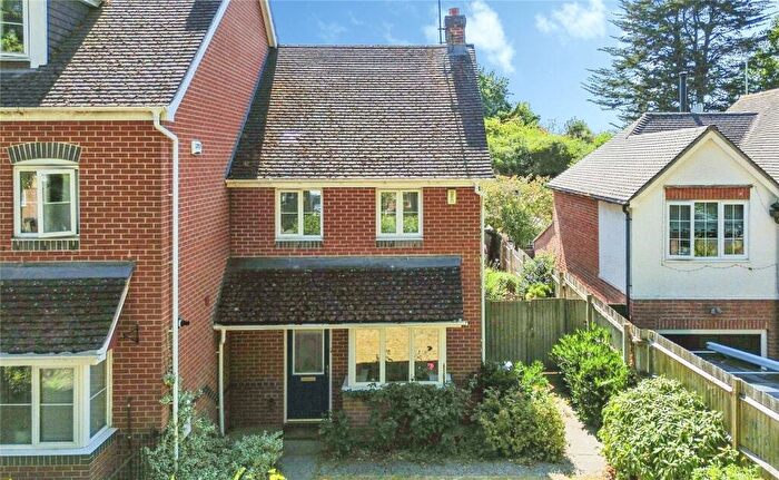 3 Bedroom End Of Terrace House For Sale In Marlow Court, All Hallows Road, Caversham, Reading, RG4