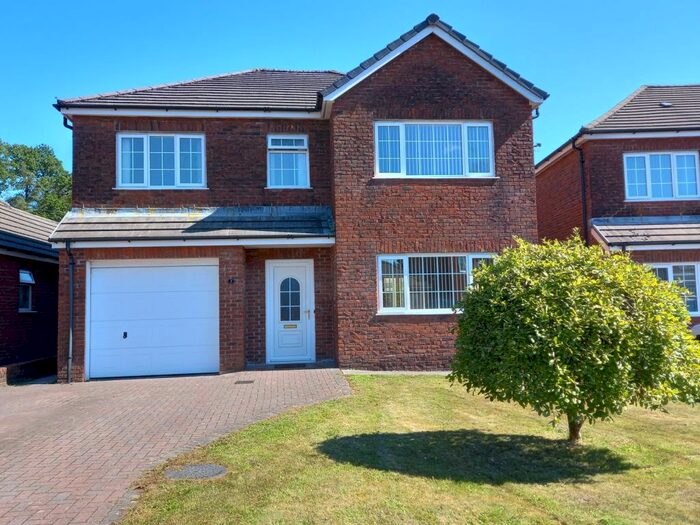 4 Bedroom Detached House To Rent In Maes Y Gorof, Ystradgynlais, Swansea., SA9