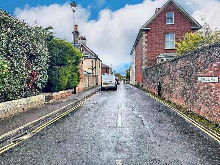 2 Bedroom Flat To Rent In Edward Street, Blandford Forum, DT11