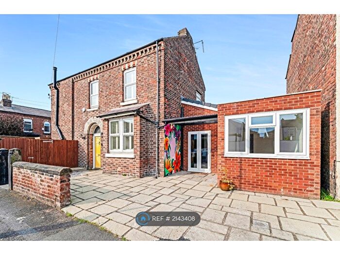 4 Bedroom Semi-Detached House To Rent In Hornby Street, Liverpool, L23