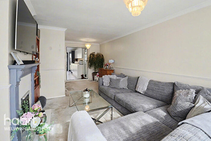 2 Bedroom Terraced House For Sale In Gorse Close, Hatfield, AL10