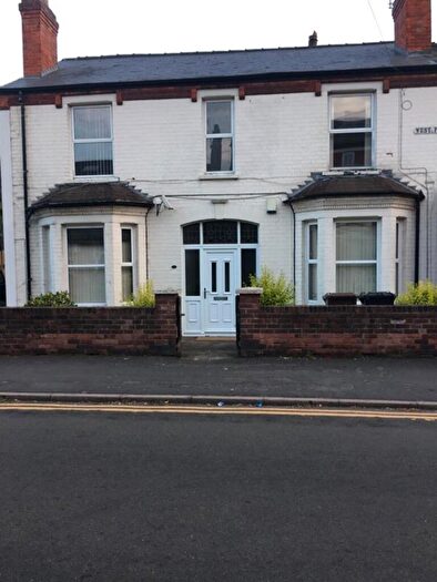 4 Bedroom Semi-Detached House To Rent In West Parade, Lincoln, LN1