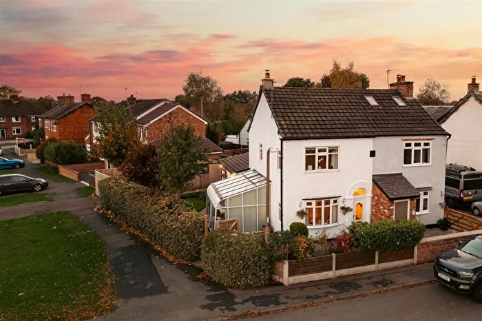 2 Bedroom Semi Detached House For Sale In Linnards Lane, Wincham, Northwich, CW9