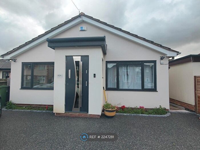 3 Bedroom Bungalow To Rent In Percival Road, Rugby, CV22