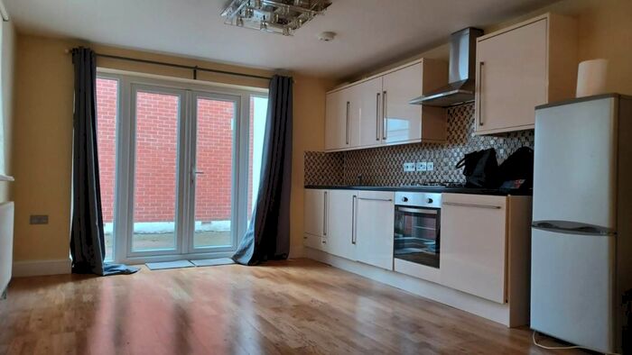 1 Bedroom Detached House To Rent In Patrol Place, Catford, SE6